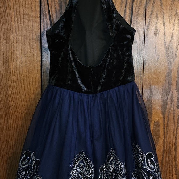 Formal dress, Blondie Nites by Stacy Sklar, size - Picture 12 of 13